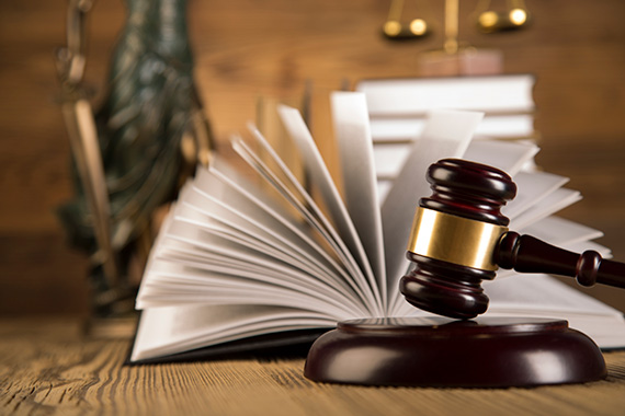 gavel-book-570px
