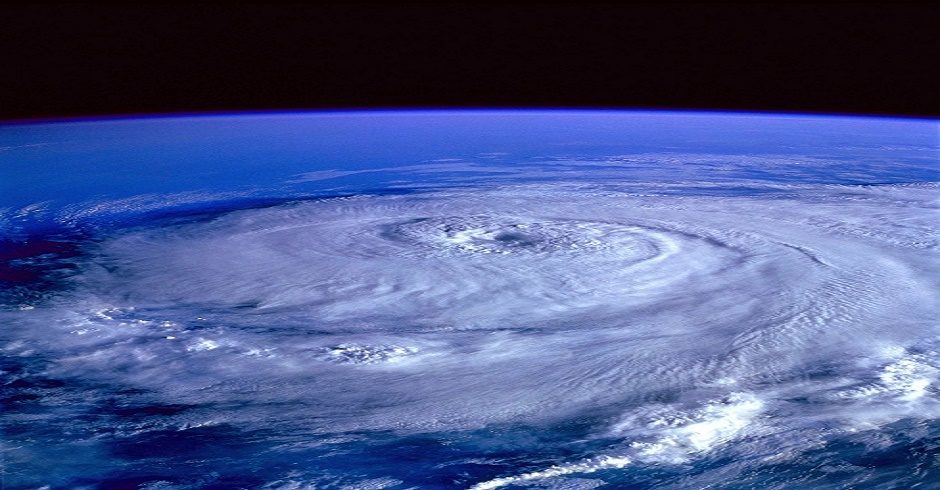 hurricane-92968_1920-e1513799951469