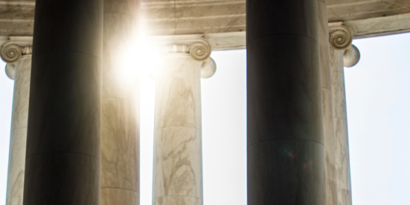 legal-columns-580x290