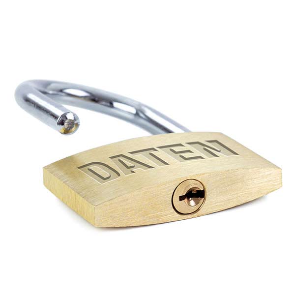 Vorhängeschloss mit Datenstempel.